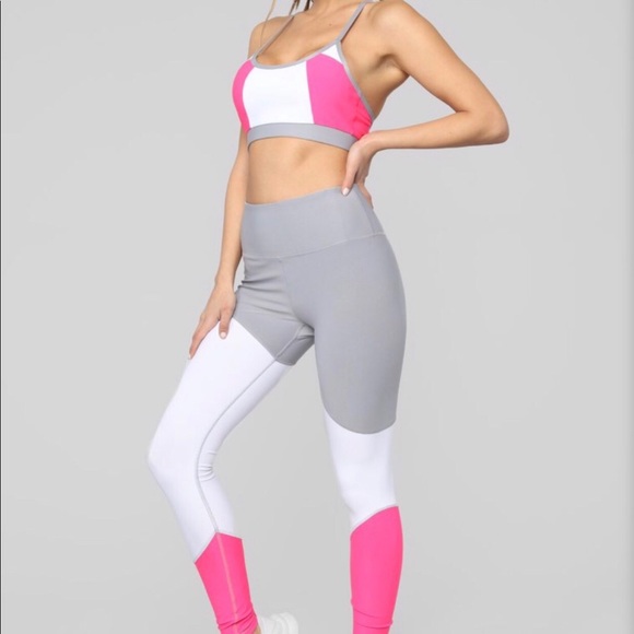 Fashion Nova Other - 🆕SALE🎉Neon Pink & Gray activewear